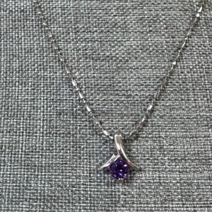 Round Amethyst Ribbon pendant necklace silver tone 19"